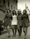 la mini.gif (165231 bytes)